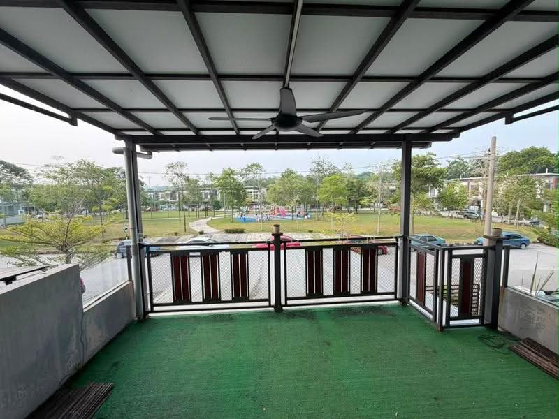 2-storey Terraced House for Sale in Bandar Tasik Puteri (Rawang) - Bernard Ong - Balcony - PropertyGuru.com.my