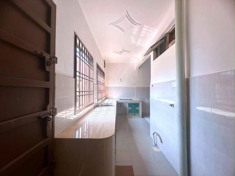 Rumah Teres 2-Tingkat untuk Dijual di Taman Nusa Bestari Jaya (Iskandar Puteri (Nusajaya)) - Karl Lim - Kitchen - PropertyGuru.com.my