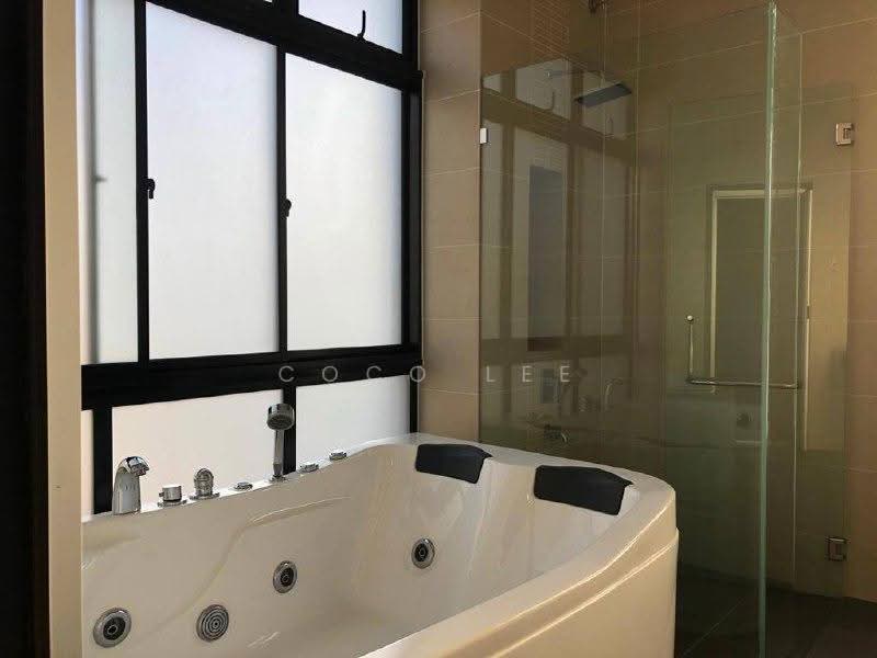 Rumah Berkembar untuk Disewa di Taman Desa Tebrau (Tebrau) - Coco Lee - Bathroom - PropertyGuru.com.my