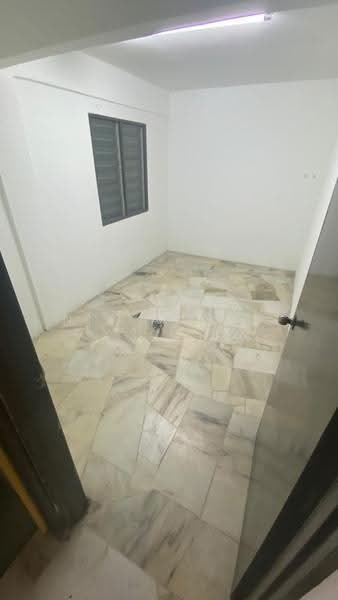 Apartment for Sale at Flat PKNS Section 7 - NIK AZWAN - Interior - PropertyGuru.com.my