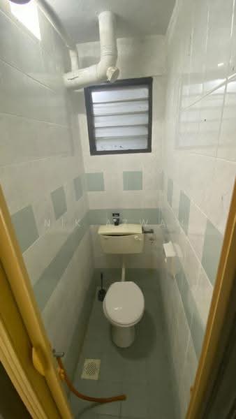 Apartment for Sale at Flat PKNS Section 7 - NIK AZWAN - Bathroom - PropertyGuru.com.my