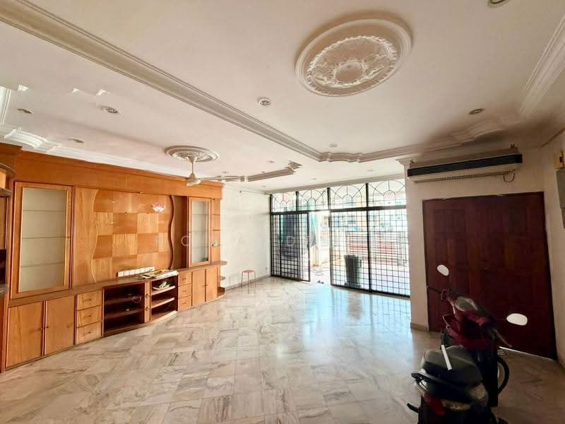 2-storey Terraced House for Sale in Sungai Nibong (Bayan Lepas) - Ronald Kee - Living Room - PropertyGuru.com.my