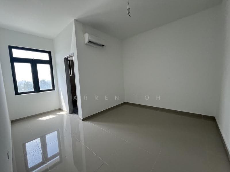 Kediaman Servis untuk Dijual di Serviced Residence @ The Louvre @ Country Heights - Darren Toh - PropertyGuru.com.my