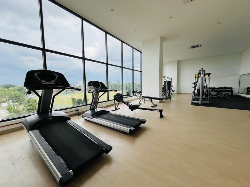 Kediaman Servis untuk Dijual di Serviced Residence @ The Louvre @ Country Heights - Darren Toh - Gym - PropertyGuru.com.my