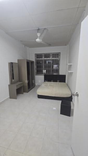 Apartment for Sale at Bayu Puteri 2 - Werner Kee - Bedroom - PropertyGuru.com.my