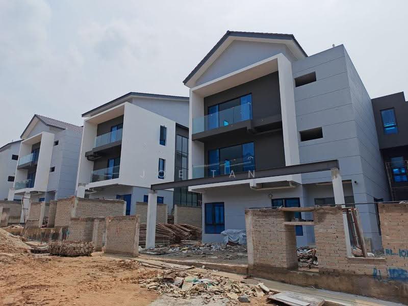 Semi-Detached House for Sale in Taman Selayang Permata (Batu Caves) - Joe Tan - Exterior - PropertyGuru.com.my