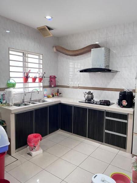 2-storey Terraced House for Sale in Bandar Bukit Puchong (Puchong) - Steve Tham - Kitchen - PropertyGuru.com.my