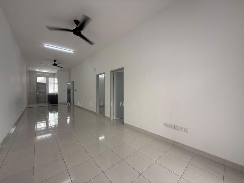 1-storey Terraced House for Rent in Bandar Putra Kulai (Kulai) - Austing Ng - Living Room - PropertyGuru.com.my