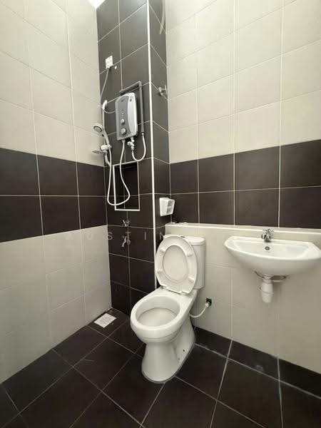 1-storey Terraced House for Rent in Bandar Putra Kulai (Kulai) - Austing Ng - Bathroom - PropertyGuru.com.my