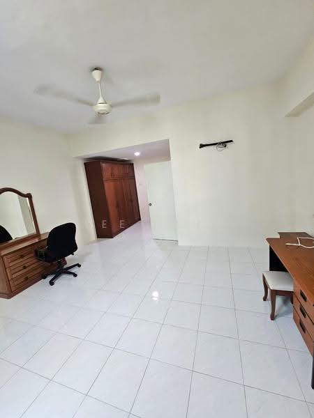Condominium for Rent at Sri Pangkor Condominium - Lee Meng Keat - Bedroom - PropertyGuru.com.my