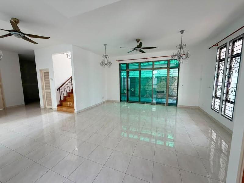 Semi-Detached House for Sale in Taman Austin Perdana (Tebrau) - Daphne Lee - Living Room - PropertyGuru.com.my
