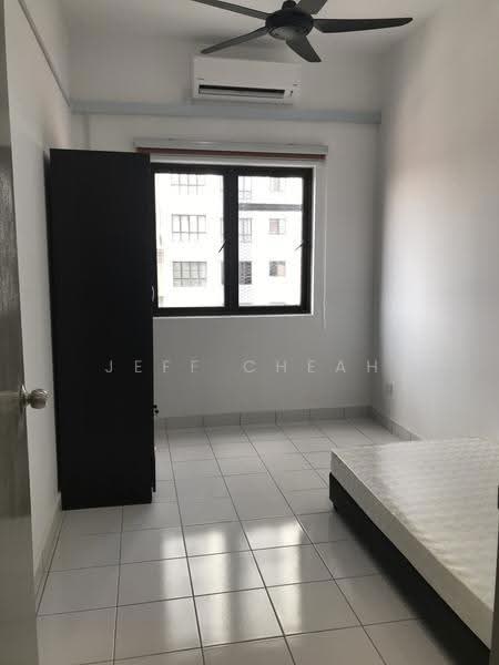 Pangsapuri untuk Dijual di Residensi Kajang Utama - Jeff Cheah - Bedroom - PropertyGuru.com.my