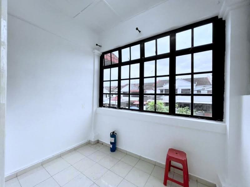 2-storey Terraced House for Sale in Taman Desa Cemerlang (Ulu Tiram) - Karl Lim - Interior - PropertyGuru.com.my