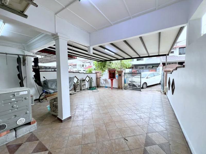 2-storey Terraced House for Sale in Taman Desa Cemerlang (Ulu Tiram) - Karl Lim - Exterior - PropertyGuru.com.my