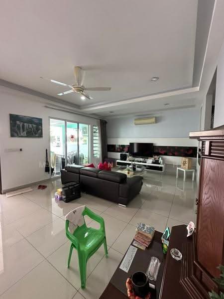 2-storey Terraced House for Sale in Kampung Perlis (Bayan Lepas) - Mervyn Seah - Living Room - PropertyGuru.com.my