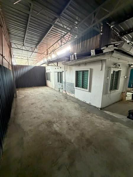 Retail Space for Rent in Jelutong (Penang) - Ng Jit Sin - Exterior - PropertyGuru.com.my