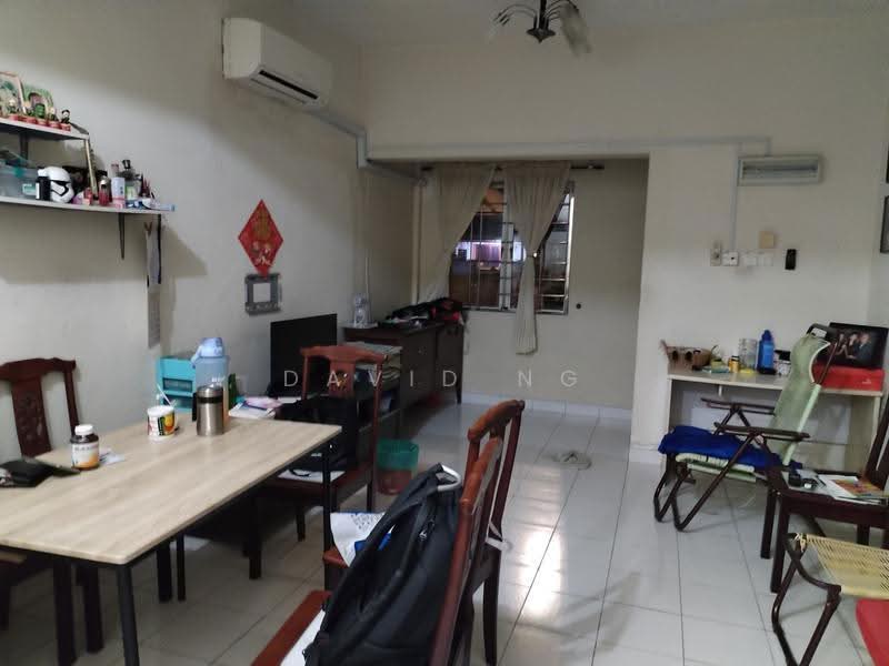 Rumah Teres 2-Tingkat untuk Dijual di TAMAN PUCHONG UTAMA (Puchong) - David Ng - Living Room - PropertyGuru.com.my