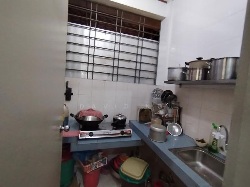 Rumah Teres 2-Tingkat untuk Dijual di TAMAN PUCHONG UTAMA (Puchong) - David Ng - Kitchen - PropertyGuru.com.my