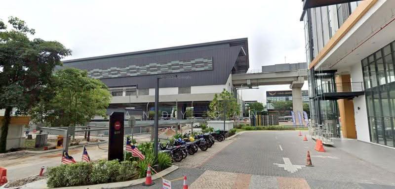 Service Residence for Sale at The Glenz @ Glenmarie - Andy Gan - Exterior - PropertyGuru.com.my