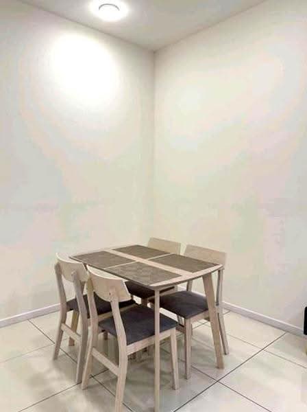 Service Residence for Sale at The Glenz @ Glenmarie - Andy Gan - Dining Room - PropertyGuru.com.my
