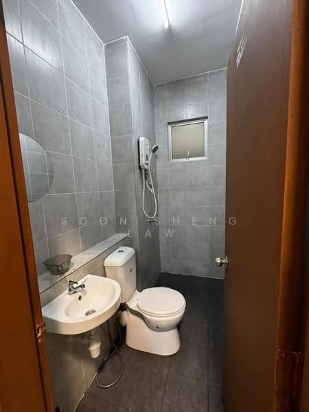 Condominium for Sale at Residensi Adelia 2 - Soon Sheng Law - Bathroom - PropertyGuru.com.my