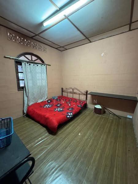 1-storey Terraced House for Sale in Taman Muhibbah (Kota Tinggi) - Alen Tan - Bedroom - PropertyGuru.com.my
