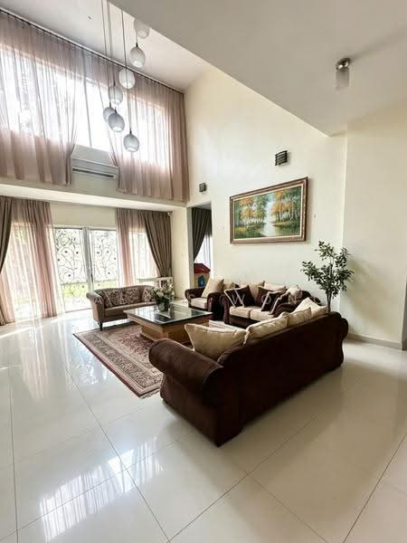 Bungalow House for Sale in Kayangan Heights (Shah Alam) - Tabris Wong - Living Room - PropertyGuru.com.my