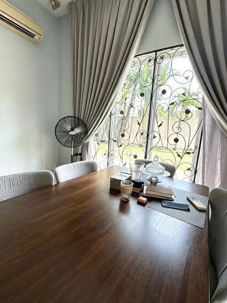 Bungalow House for Sale in Kayangan Heights (Shah Alam) - Tabris Wong - Dining Room - PropertyGuru.com.my
