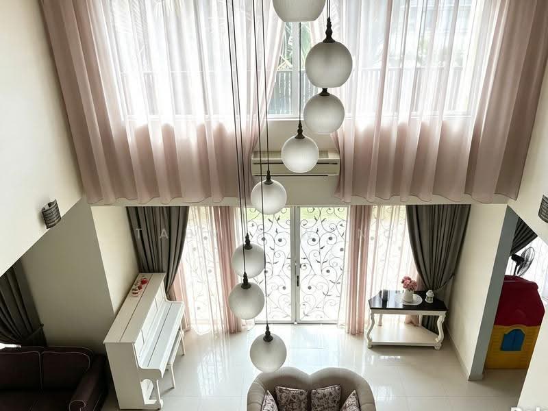 Bungalow House for Sale in Kayangan Heights (Shah Alam) - Tabris Wong - Living Room - PropertyGuru.com.my