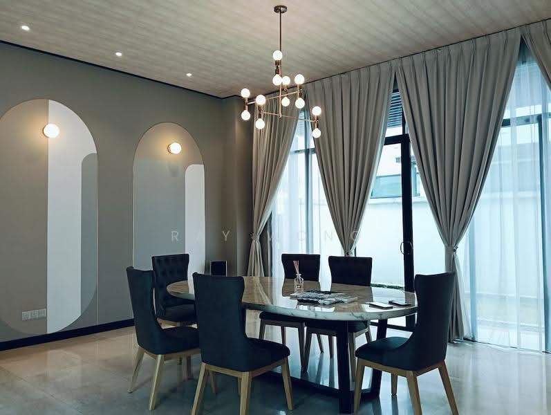 Bungalow House for Rent in Puchong (Selangor) - Ray Wong - Dining Room - PropertyGuru.com.my