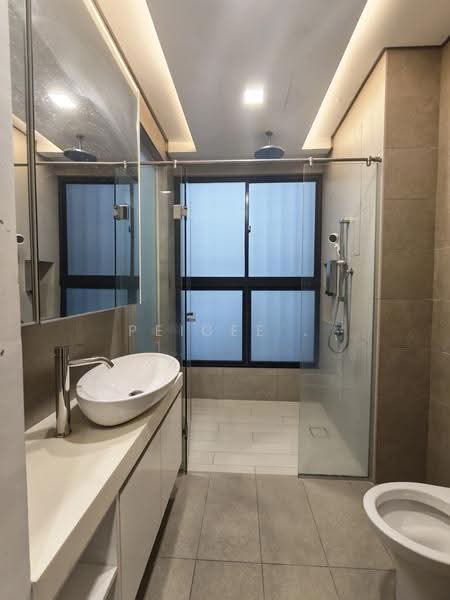 Service Residence for Rent at Twin Arkz - PeiGee . - Bathroom - PropertyGuru.com.my
