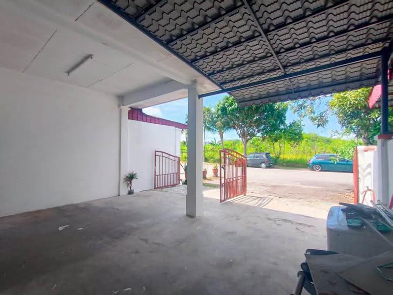 1-storey Terraced House for Sale in Melaka City (Melaka) - Ys Ng - Exterior - PropertyGuru.com.my