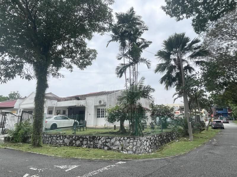Rumah Teres 1-Tingkat untuk Dijual di SS4 (Petaling Jaya) - Reena Sarif - Exterior - PropertyGuru.com.my