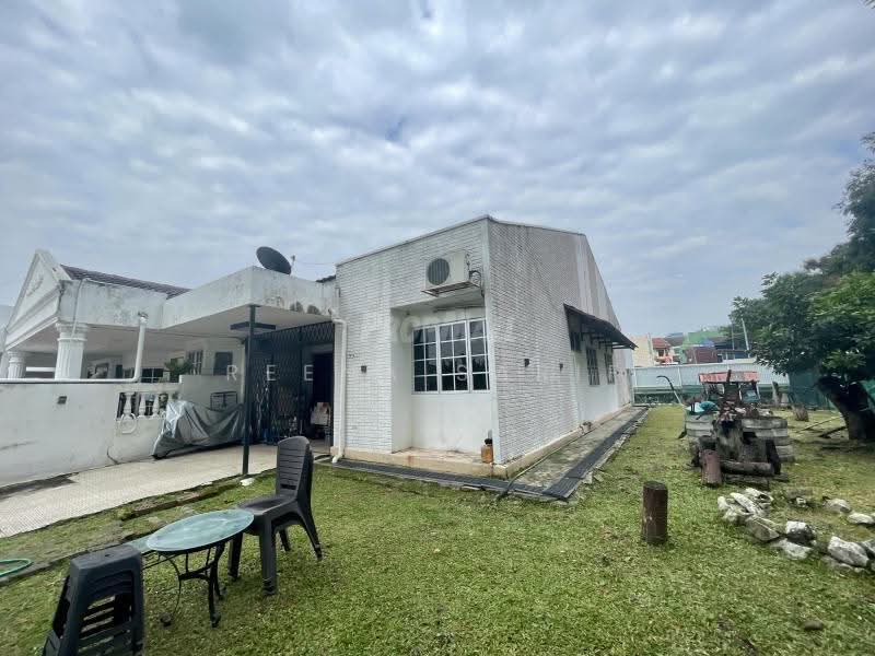 Rumah Teres 1-Tingkat untuk Dijual di SS4 (Petaling Jaya) - Reena Sarif - Exterior - PropertyGuru.com.my