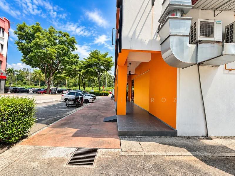 Kedai / Pejabat untuk Disewa di Bandar Baru Sungai Buloh (Sungai Buloh) - Fiqri Hazim Rozmi - Exterior - PropertyGuru.com.my