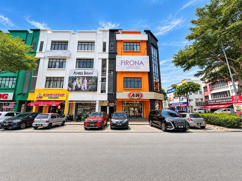 Kedai / Pejabat untuk Disewa di Bandar Baru Sungai Buloh (Sungai Buloh) - Fiqri Hazim Rozmi - Exterior - PropertyGuru.com.my