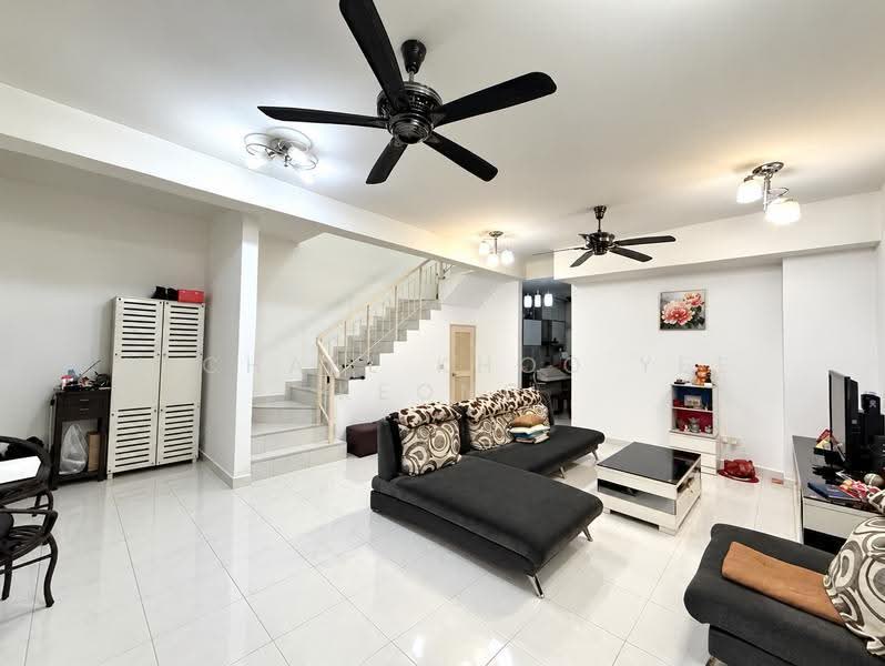 2-storey Terraced House for Sale in Setia Alam (Selangor) - Michael Khoo Yee Keong - Living Room - PropertyGuru.com.my
