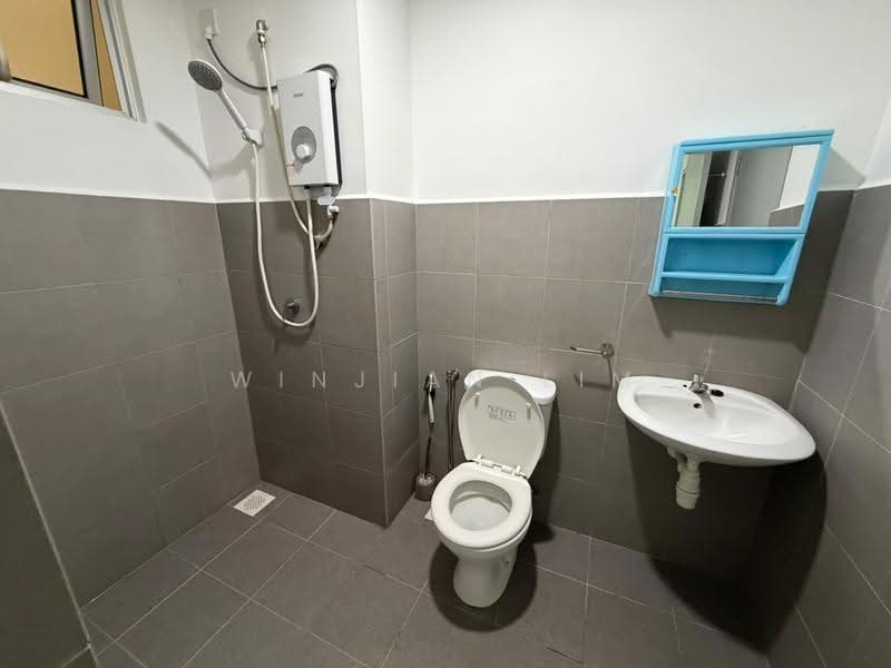 Pangsapuri untuk Disewa di Tangerine Suites - Winjian Lim - Bathroom - PropertyGuru.com.my