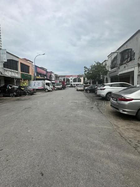 Shop for Rent in Kajang (Selangor) - Jeff Cheah - Exterior - PropertyGuru.com.my