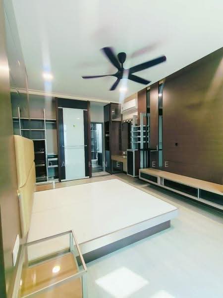 Kediaman Servis untuk Dijual di Palazio - Daphne Lee - Bedroom - PropertyGuru.com.my
