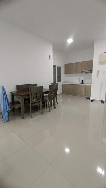 Condominium for Sale at D'suria Condominium - Levinika . - Kitchen - PropertyGuru.com.my