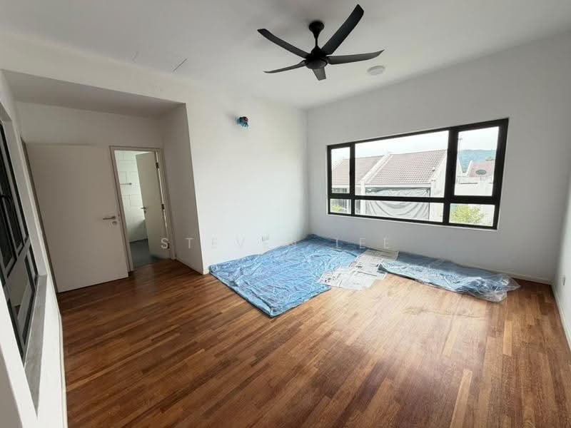 3-storey Terraced House for Rent in Tamansari (Rawang) - Steven Lee - Bedroom - PropertyGuru.com.my