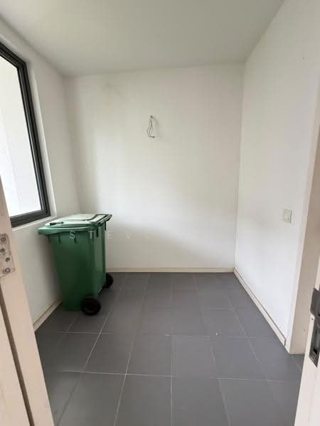 3-storey Terraced House for Rent in Tamansari (Rawang) - Steven Lee - Interior - PropertyGuru.com.my