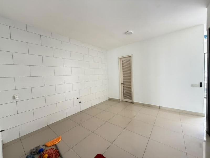 3-storey Terraced House for Rent in Tamansari (Rawang) - Steven Lee - Interior - PropertyGuru.com.my