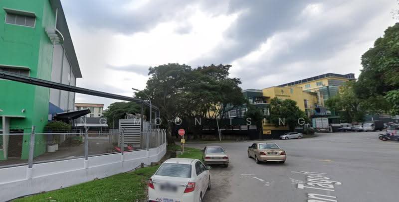Factory for Rent in Kepong (Kuala Lumpur) - Ng Moon Tsing - Exterior - PropertyGuru.com.my