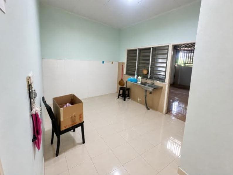 Rumah Berkembar untuk Dijual di Bandar Puteri Jaya (Sungai Petani) - CK Goh - Kitchen - PropertyGuru.com.my