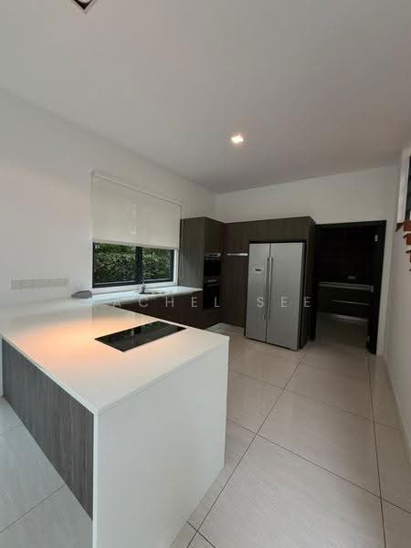 Semi-Detached House for Rent in Leisure Farm (Gelang Patah) - Rachel See - Kitchen - PropertyGuru.com.my