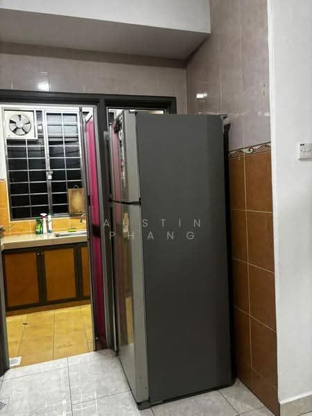 Apartment for Rent at Villamas Apartment - Austin Phang - Kitchen - PropertyGuru.com.my