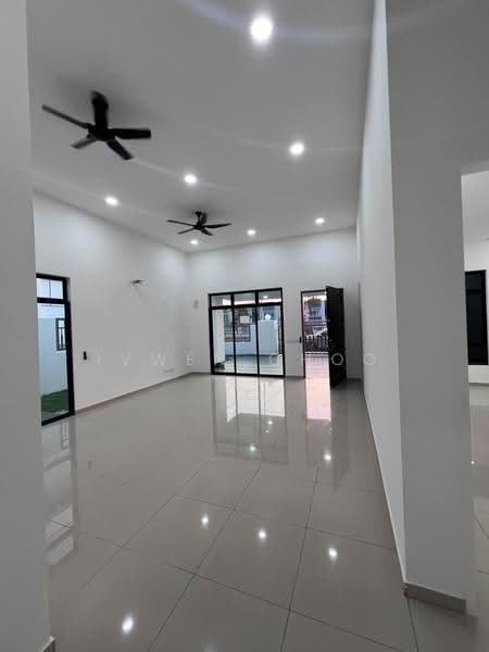 Rumah Berkembar untuk Disewa di Johor Bahru (Johor) - Ivwen Choo - Living Room - PropertyGuru.com.my
