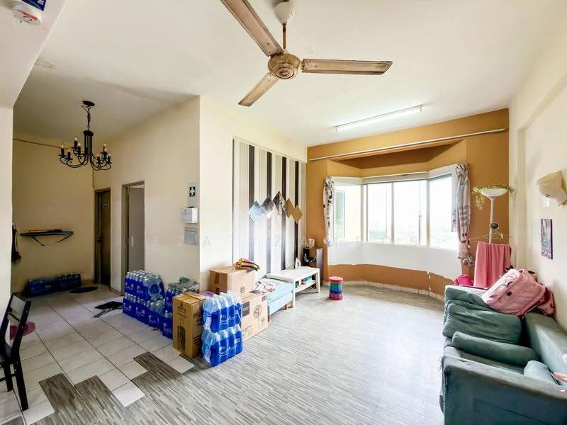 Apartment for Sale at Pangsapuri Sri Angkasa - Izzat Zamros - Living Room - PropertyGuru.com.my